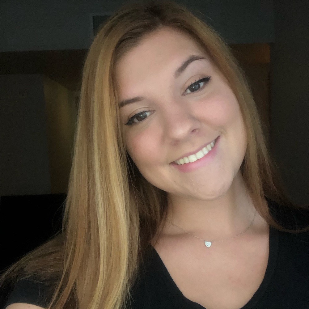 Meet your Posher, Hannah